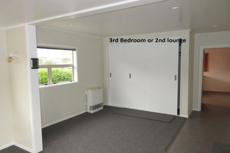 Photo of property in 15 Kowhai Grove, Raumati Beach, Paraparaumu, 5032