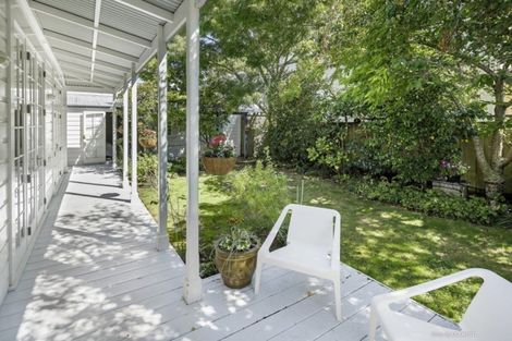 Photo of property in 10 Harriett Street, Thorndon, Wellington, 6011