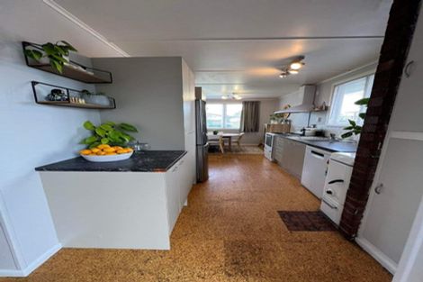 Photo of property in 16 Tarapunga Place, Tokoroa, 3420