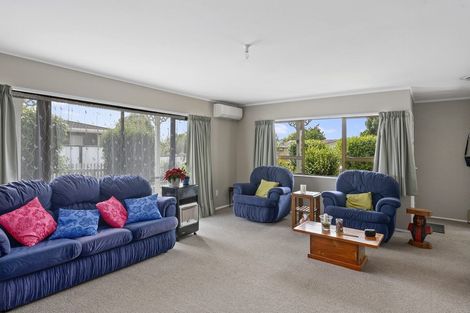 Photo of property in 38 Kapanui Road, Waikanae, 5036