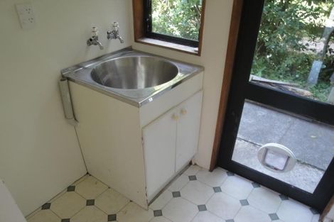 Photo of property in 2 Moss Lane, Raumati Beach, Paraparaumu, 5032