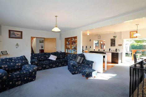 Photo of property in 2 Fairbrother Street, Carterton, 5713