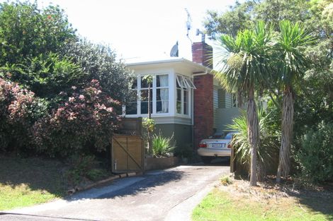 Photo of property in 2 Sudan Avenue, Milford, Auckland, 0620