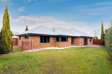 Photo of property in 40 Durrell Way, Rolleston, 7614