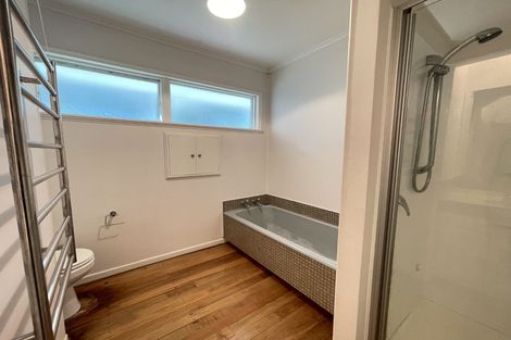 Photo of property in 22 Pine Terrace, Howick, Auckland, 2014