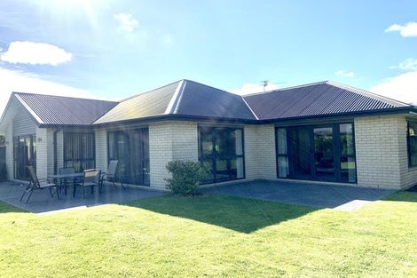 Photo of property in 20 Broken Run, Wigram, Christchurch, 8025