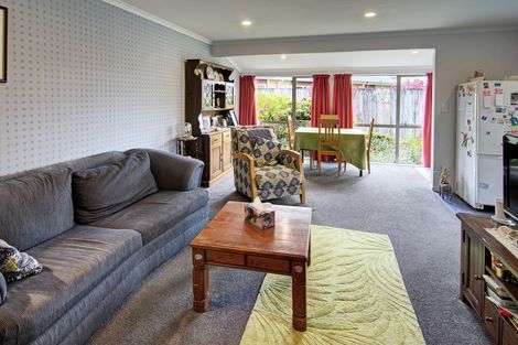 Photo of property in Holdsworth Villas, 41/2 William Donald Drive, Solway, Masterton, 5810