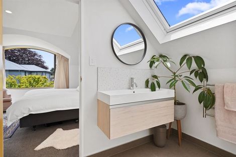 Photo of property in 29a Chepstow Avenue, Fendalton, Christchurch, 8052