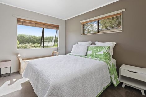 Photo of property in 842 Kahikatea Flat Road, Waitoki, Kaukapakapa, 0871