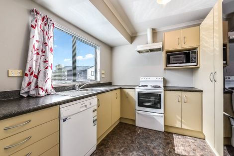 Photo of property in 5a Snead Place, Hamilton East, Hamilton, 3216