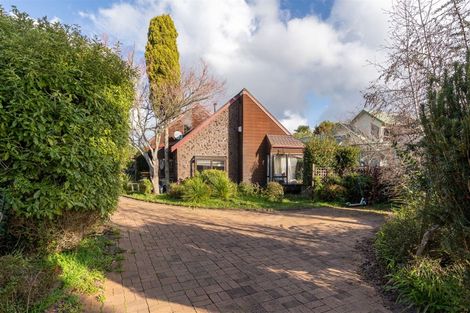 Photo of property in 23 Kensington Place, Fairfield, Hamilton, 3214