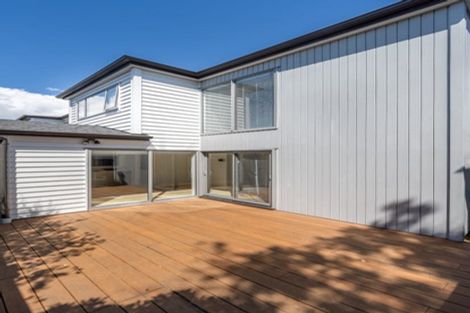 Photo of property in 4 Waihanga Way, Bucklands Beach, Auckland, 2014