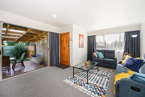 Photo of property in 21 Flower Street, Bulls, 4818