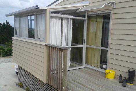 Photo of property in 37 Hibiscus Coast Highway, Silverdale, 0932