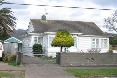 Photo of property in 20 Reynolds Street, Taita, Lower Hutt, 5011
