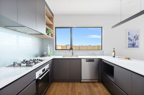 Photo of property in 6 Kaititiko Road, Rosehill, Papakura, 2113