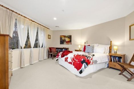 Photo of property in 3 Rangi Avenue, Schnapper Rock, Auckland, 0632