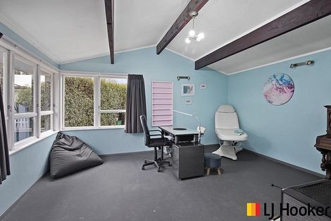 Photo of property in 3 Cargill Street, Papakura, 2110