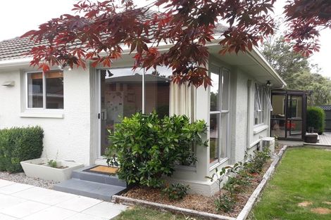 Photo of property in 1/8 Kyeburn Place, Avonhead, Christchurch, 8042