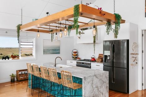 Photo of property in 1343 Papamoa Beach Road, Papamoa Beach, Papamoa, 3118