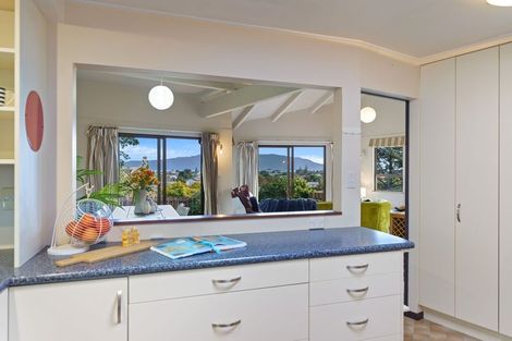 Photo of property in 19 Napier Grove, Waikanae Beach, Waikanae, 5036