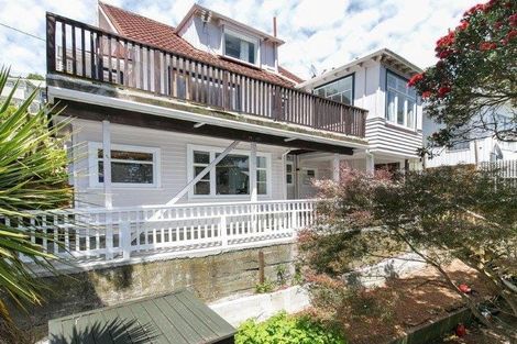 Photo of property in 35 Raroa Road, Kelburn, Wellington, 6012