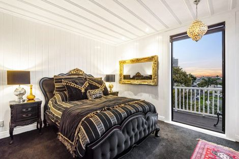 Photo of property in 26 Dedwood Terrace, Saint Marys Bay, Auckland, 1011