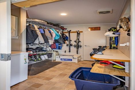 Photo of property in 5 Snowmass Drive, Ohakune, 4625