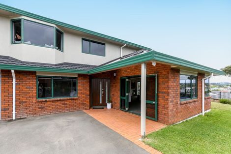 Photo of property in 9 Sandel Rise, Merrilands, New Plymouth, 4312