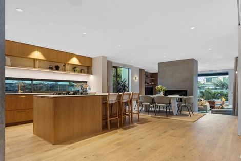 Photo of property in 98 Muricata Avenue, Mount Maunganui, 3116