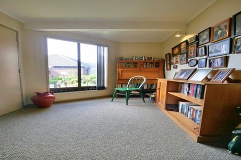 Photo of property in 119 Paekakariki Hill Road, Pauatahanui, Porirua, 5381
