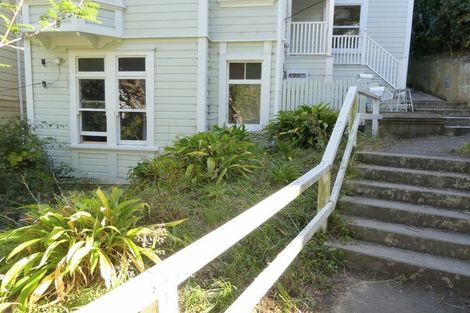 Photo of property in 23 Grass Street, Roseneath, Wellington, 6011