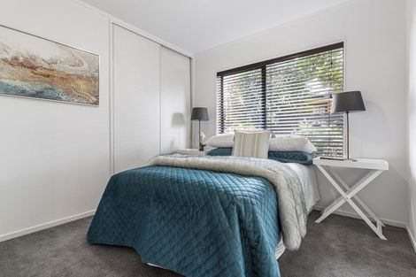 Photo of property in 22 Davington Way, Burswood, Auckland, 2013