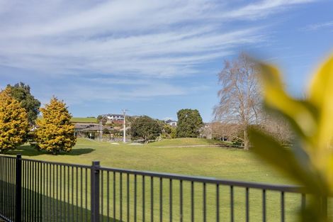 Photo of property in 30 Richardson Road, Omokoroa, 3114