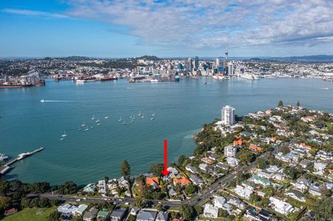 Photo of property in 13 Stanley Point Road, Stanley Point, Auckland, 0624