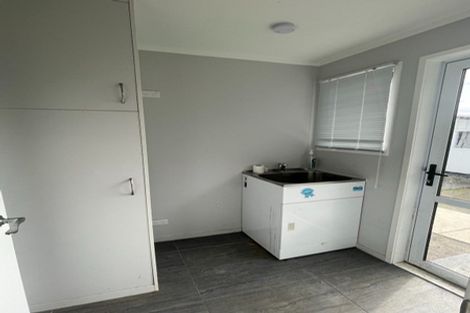 Photo of property in 4 Ririno Place, Manurewa, Auckland, 2102