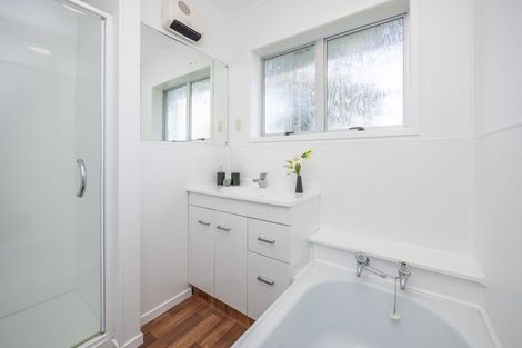 Photo of property in 3b Heath Street, St Andrews, Hamilton, 3200