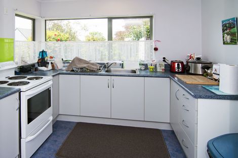 Photo of property in Holdsworth Villas, 41/2 William Donald Drive, Solway, Masterton, 5810