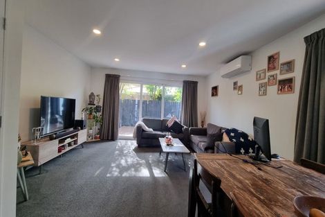 Photo of property in 4/6 Feilding Street, Addington, Christchurch, 8024