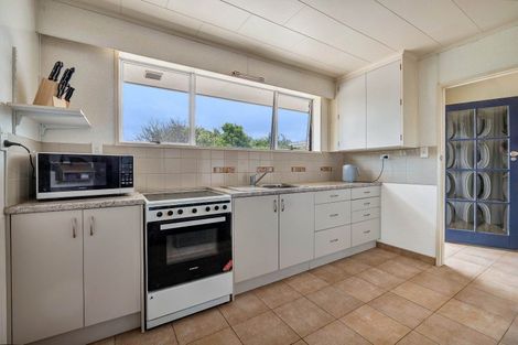 Photo of property in 9 Oberon Street, Stratford, 4332