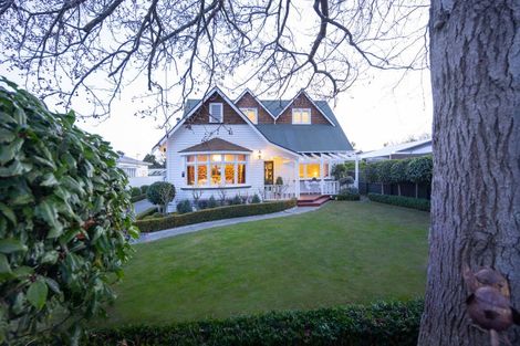 Photo of property in 244 Victoria Avenue, Hokowhitu, Palmerston North, 4410