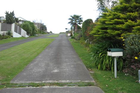 Photo of property in 6 Keam Way, Welcome Bay, Tauranga, 3112