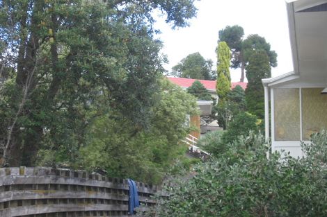 Photo of property in 8 The Grove, Titirangi, Auckland, 0604