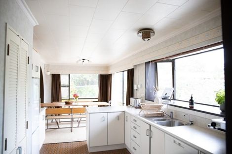 Photo of property in 18 Cecil Place, Cloverlea, Palmerston North, 4412