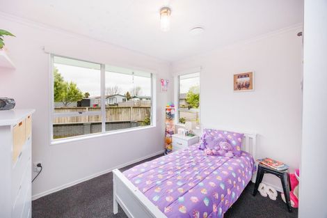 Photo of property in 10 Adams Place, Kelvin Grove, Palmerston North, 4414
