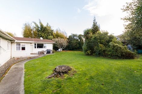 Photo of property in 23 Pahiatua Street, Hokowhitu, Palmerston North, 4410
