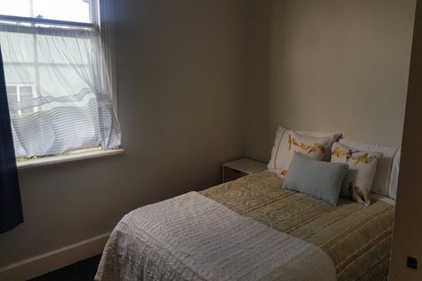 Photo of property in 111a Karori Road, Karori, Wellington, 6012