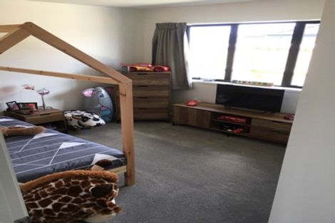 Photo of property in 17 Longcot Drive, Rolleston, 7615