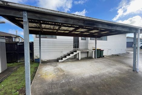 Photo of property in 15 Lyren Place, Half Moon Bay, Auckland, 2012