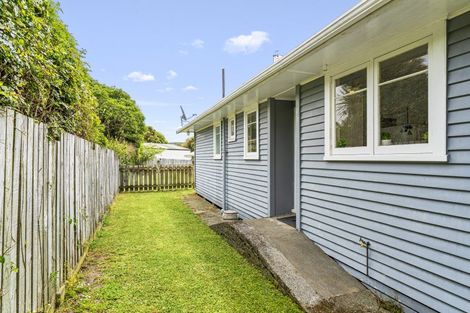 Photo of property in 86 Ruapehu Street, Paraparaumu, 5032